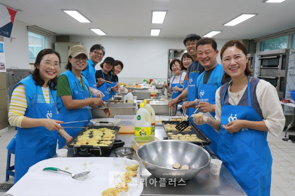 【전주=코리아플러스】 이준식 기자 =   전주시자원봉사센터“희망나눔 가족봉사단”사랑나눔 활동