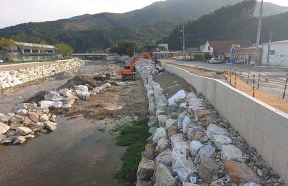 궁동천 재해위험개선 공사 모습