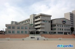 【대전=코리아플러스】 채시연 기자 = 대전우송중학교 환경기자단은 15일 2층 컴퓨터실에서 물의 순환에 대해서 채시연 강사와 함께 알아봤다.