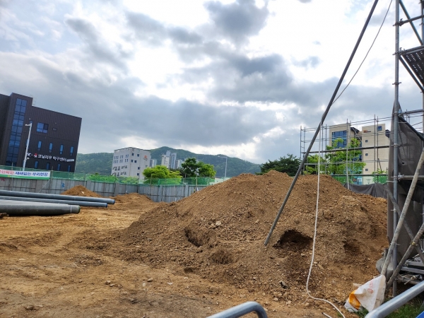 대전광역시 특별사법경찰은 관내 대형공사장 등 기획단속을 실시하여 대기환경보전법을 위반한 5곳을 적발했다.