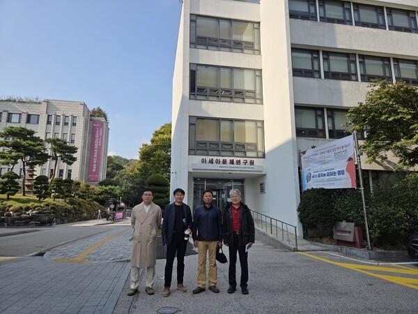 【서울=코리아플러스】강경화 기자 = 한국평생학습지원협회는 지난 10월 29일 고려대학교에서 임시최회를 갖고 한국평생학습지원협회가 글로벌평생학습지원협회로 거듭나기로 의견을 모으고 있다.