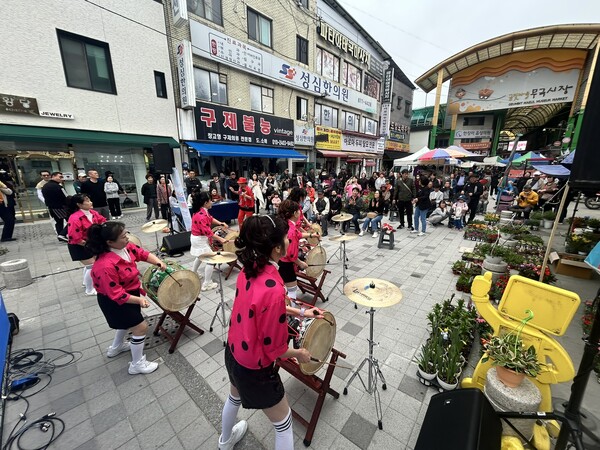 우리동네 문화장날 : 음성무극시장 10월 공연 사진
